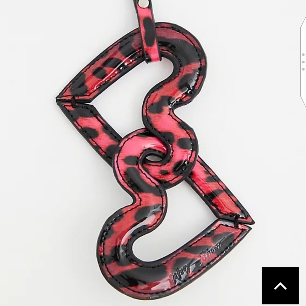 🆕BETSEY JOHNSON RED LEOPARD DOUBLE HEART KEYCHAIN / BAG CHARM